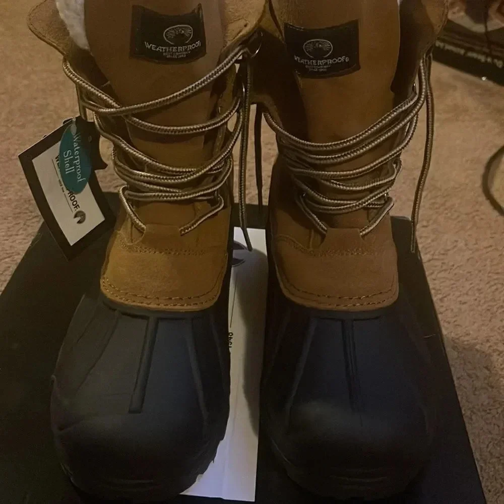 Weatherproof Mens Gorge Insulated Winter Boots Flat Heel